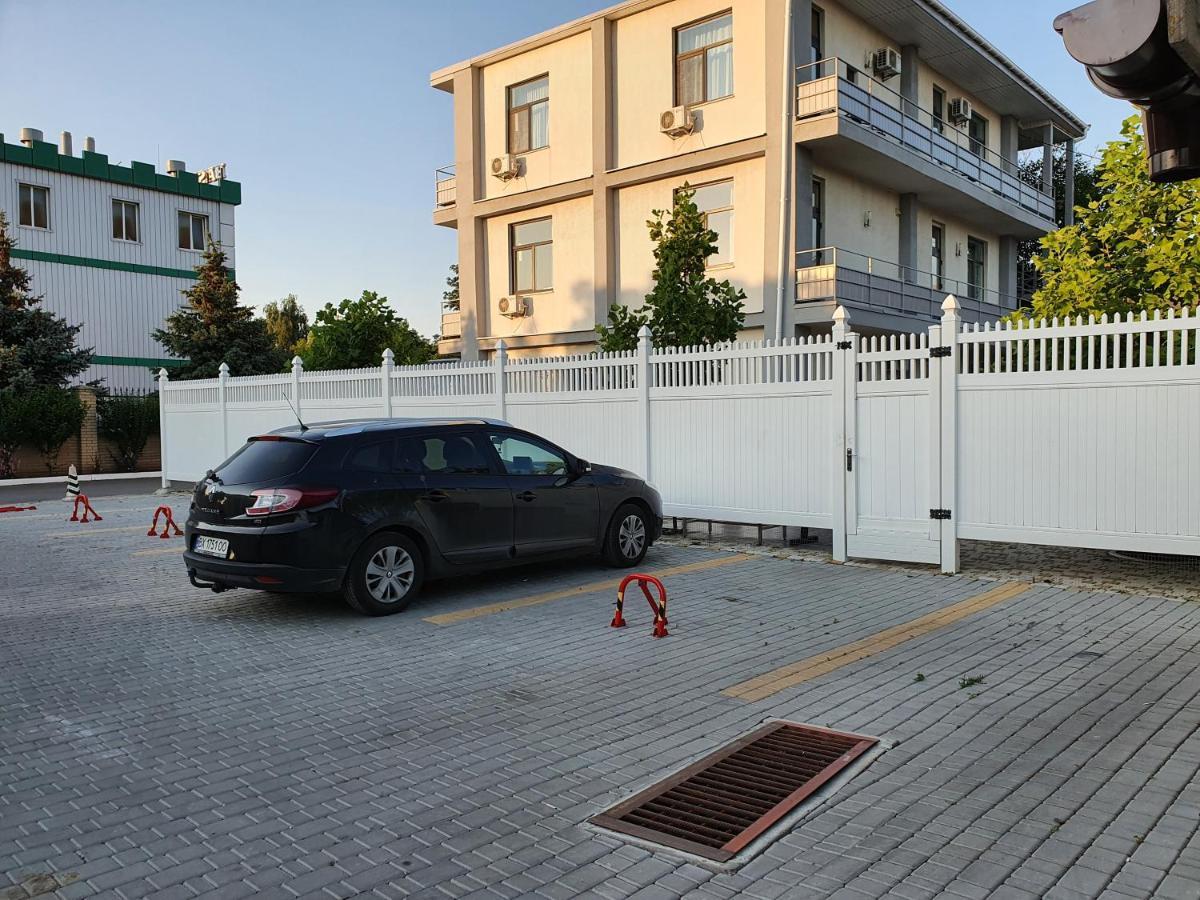 Aleksandriya Ξενοδοχείο Τσορνομόρσκ Εξωτερικό φωτογραφία